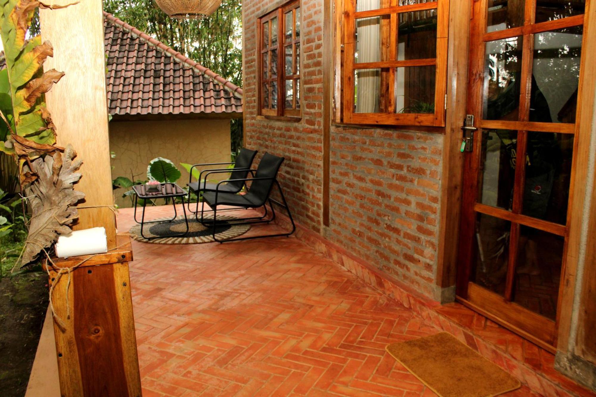 Apartamento Santai House Tetebatu Exterior foto
